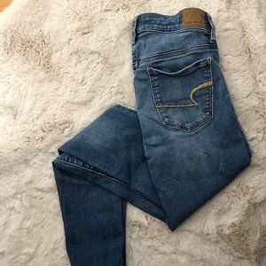American Eagle Medium Wash Skinny Jeans